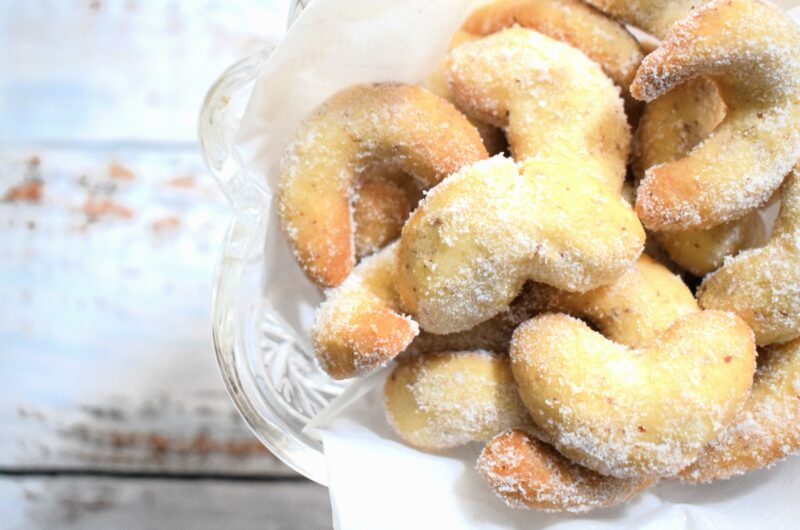 Horseshoe Butter Cookies